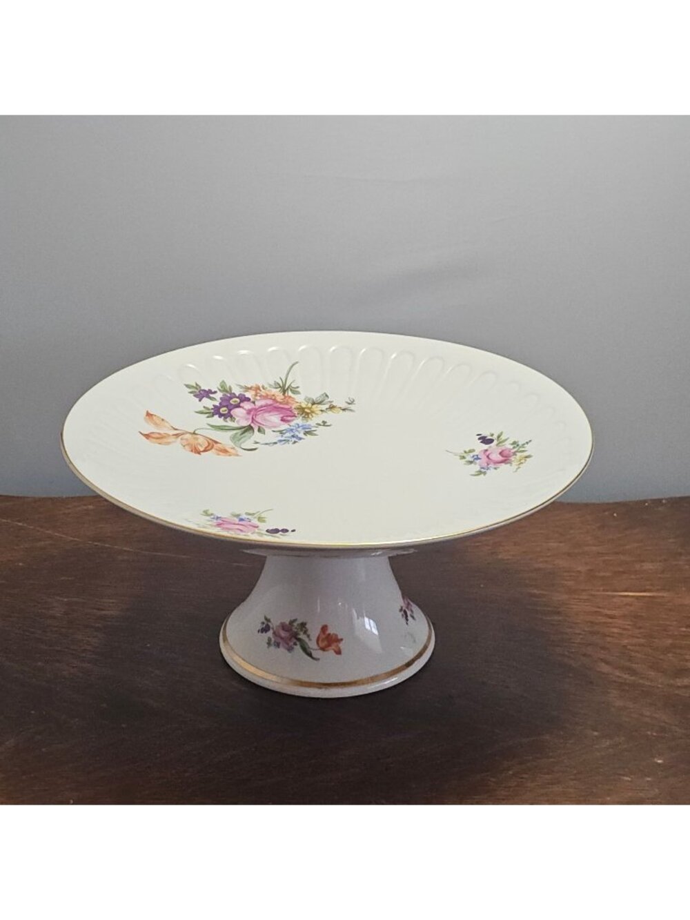 Dresden Floral Cake Plate Stand 11" Graf Henneberg 1970s vtg Germany Embossed
